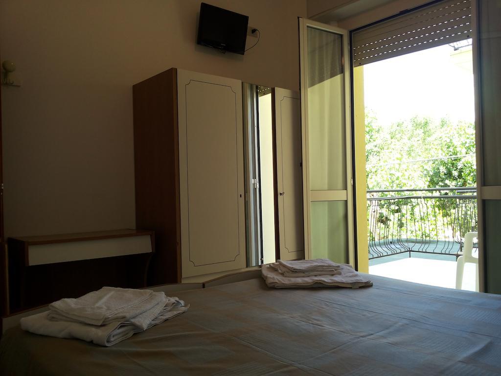 Hotel Cannes Rimini Phòng bức ảnh