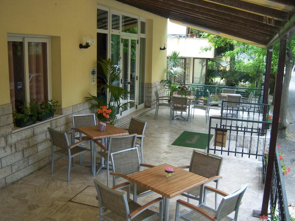 Hotel Cannes Rimini Ngoại thất bức ảnh