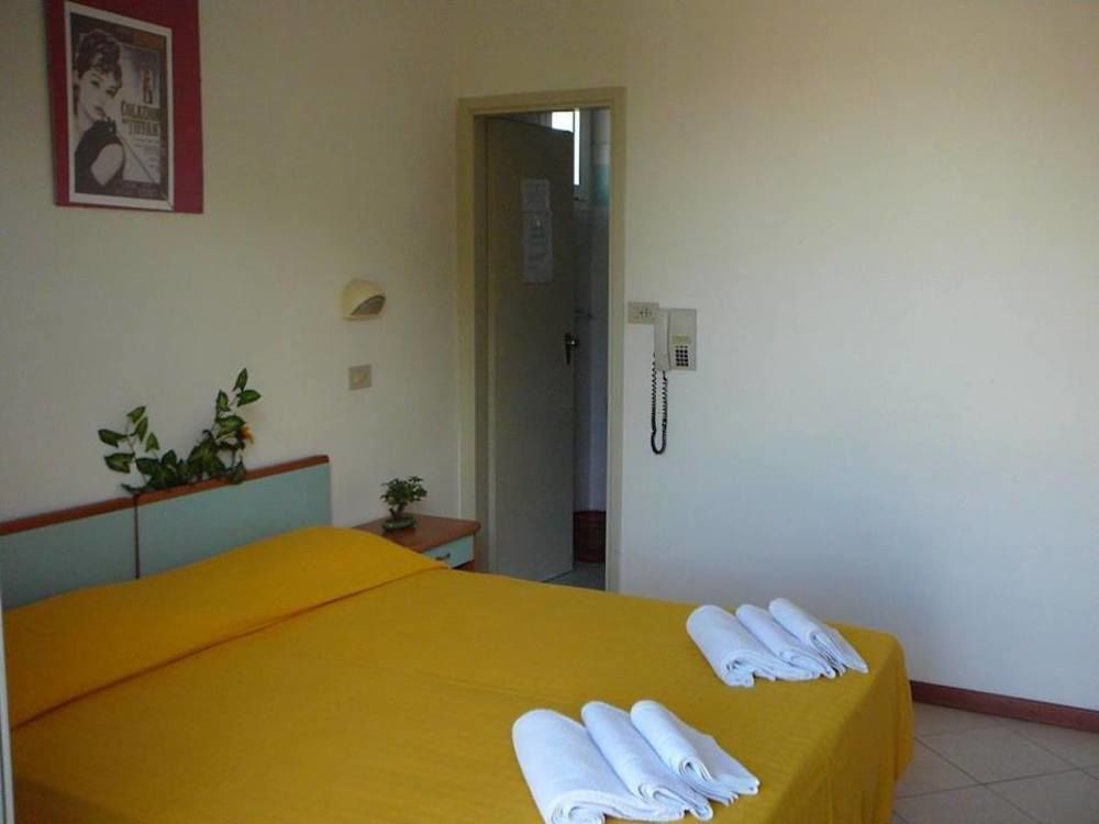 Hotel Cannes Rimini Ngoại thất bức ảnh
